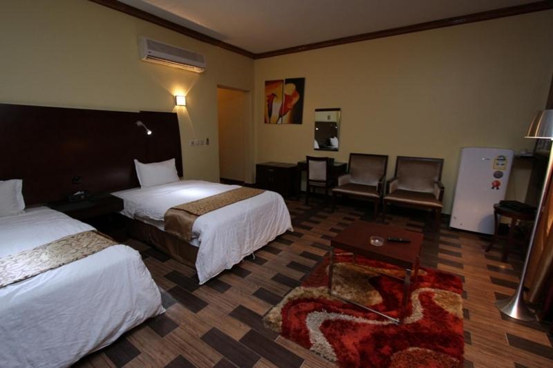 Raoum Inn Αράρ Εξωτερικό φωτογραφία