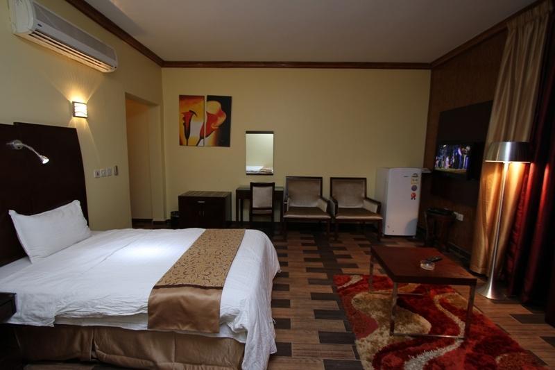 Raoum Inn Αράρ Εξωτερικό φωτογραφία